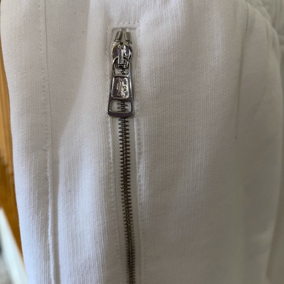 Moncler printed cotton sweatpants - Picture 3 of 10